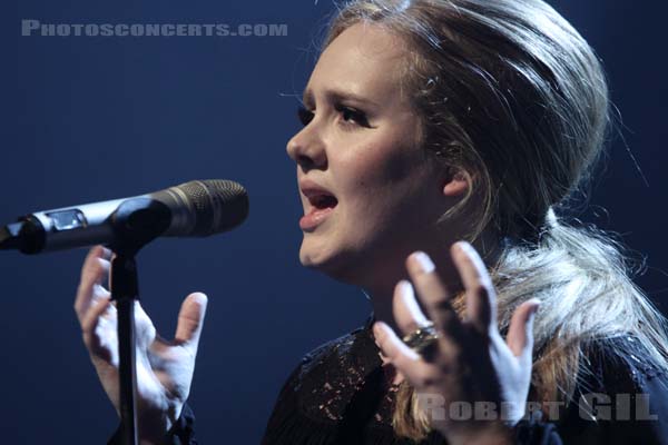 ADELE - 2011-04-04 - PARIS - La Cigale - 